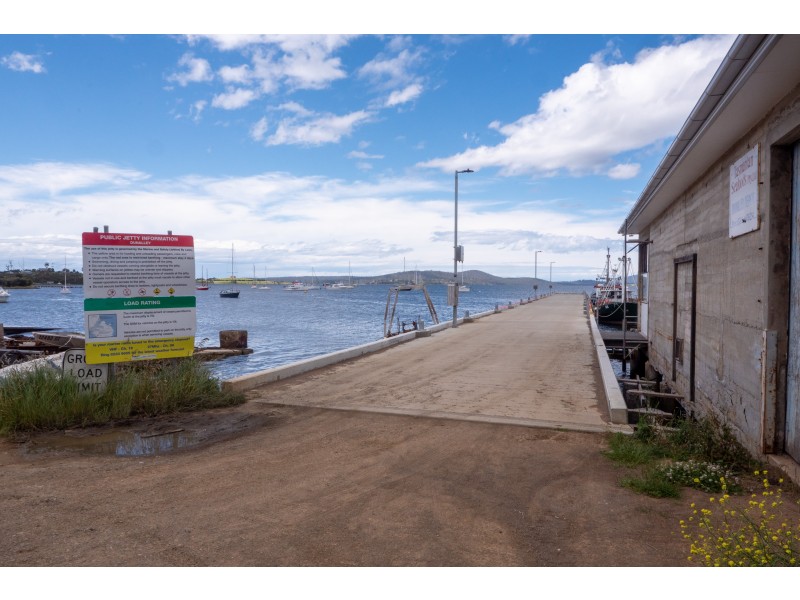 8 Dunalley Esplanade, Dunalley TAS 7177