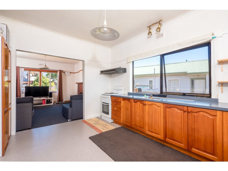 5 Somerton Crescent, Derwent Park TAS 7009