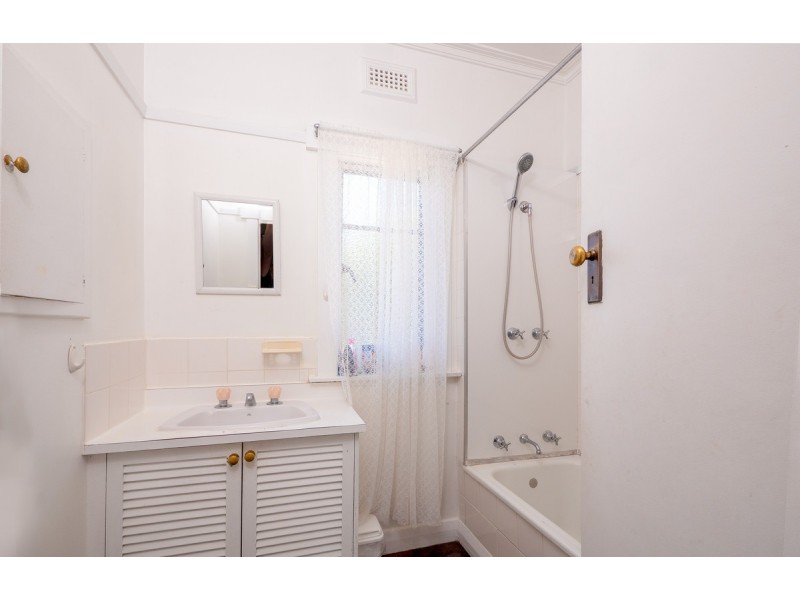 5 Somerton Crescent, Derwent Park TAS 7009