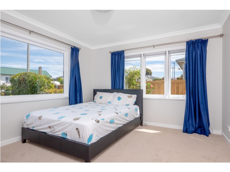 92 Renfrew Circle, Goodwood TAS 7010