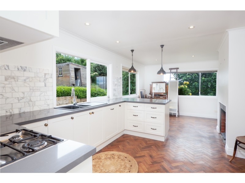 36 Giblin Street, Lenah Valley TAS 7008