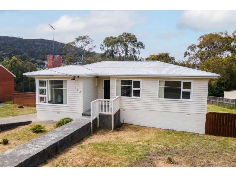 159 Flagstaff Gully Road, Lindisfarne TAS 7015