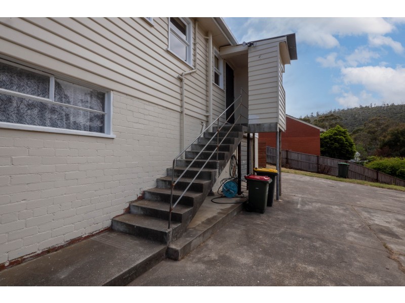 159 Flagstaff Gully Road, Lindisfarne TAS 7015