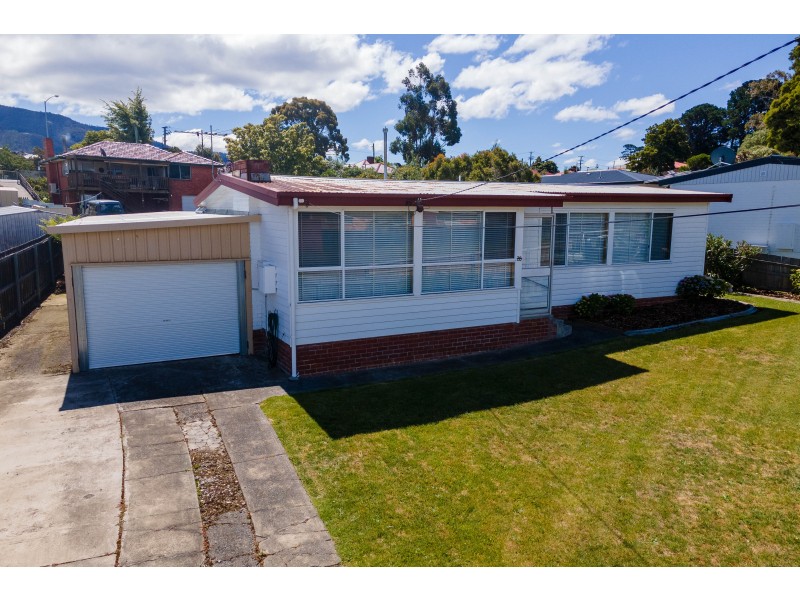 28 Connewarre Crescent, Berriedale TAS 7011