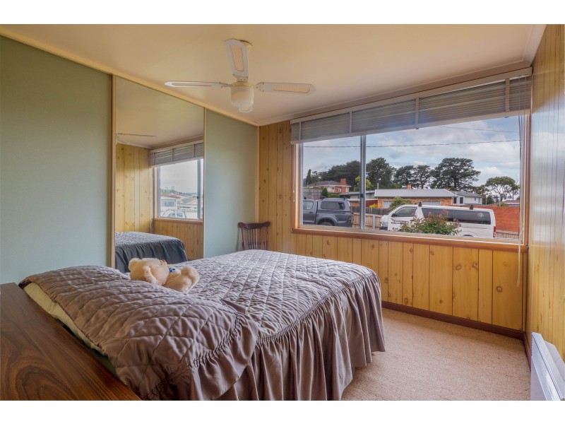 28 Connewarre Crescent, Berriedale TAS 7011