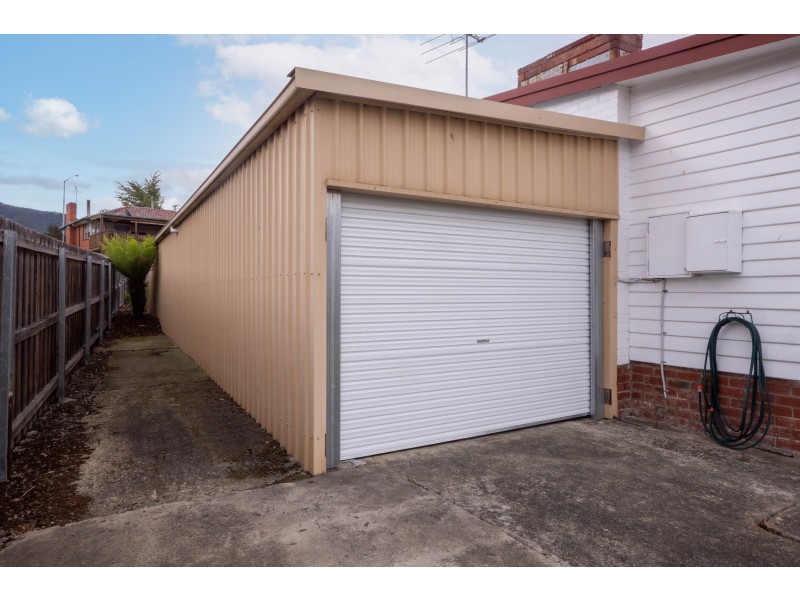 28 Connewarre Crescent, Berriedale TAS 7011