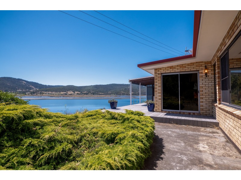305 Lyell Highway, Granton TAS 7030