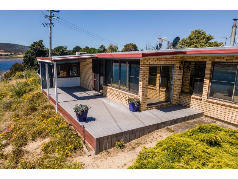 305 Lyell Highway, Granton TAS 7030