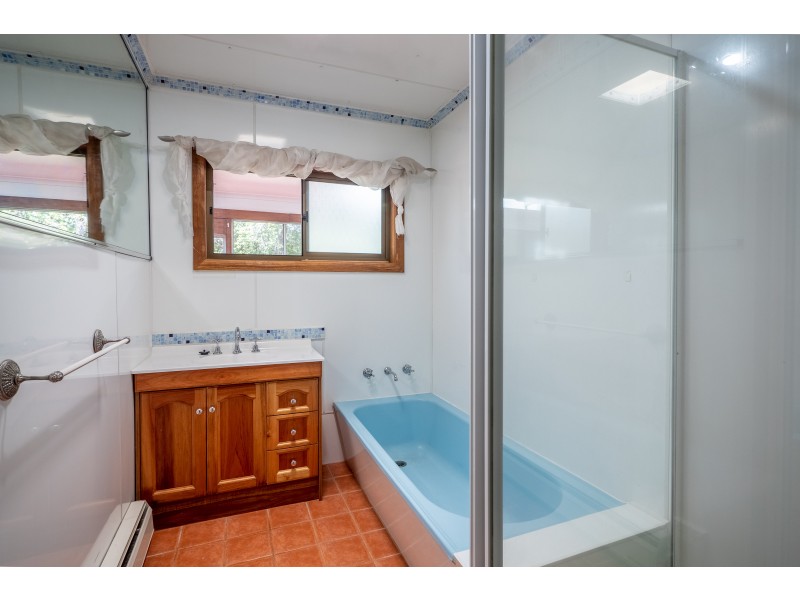 305 Lyell Highway, Granton TAS 7030