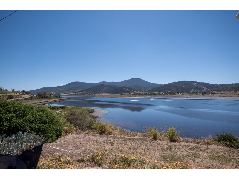 305 Lyell Highway, Granton TAS 7030