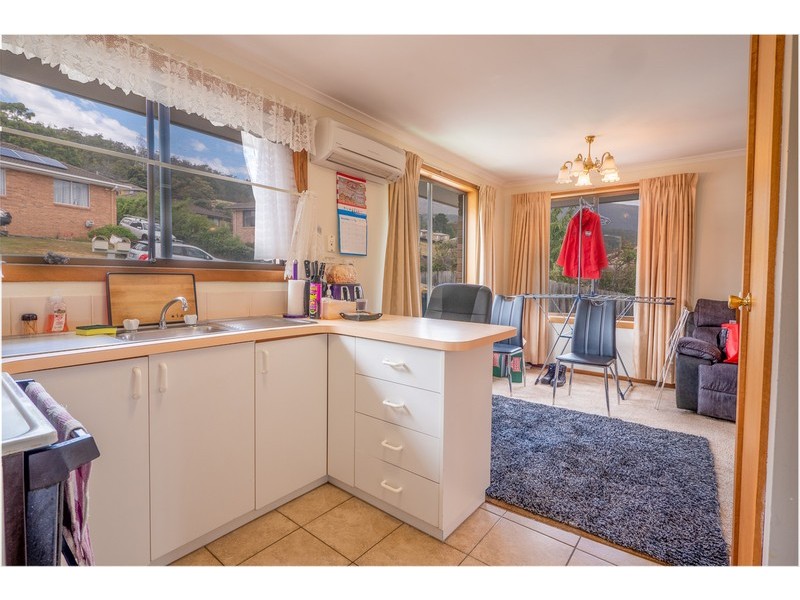 1/5 Longley Court, Glenorchy TAS 7010