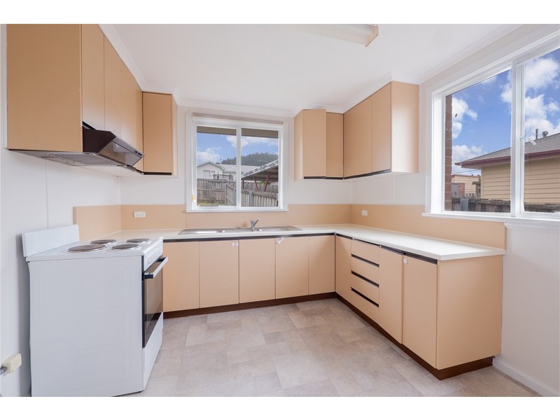 16 Carcoola Street, Chigwell TAS 7011
