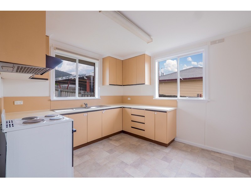 16 Carcoola Street, Chigwell TAS 7011