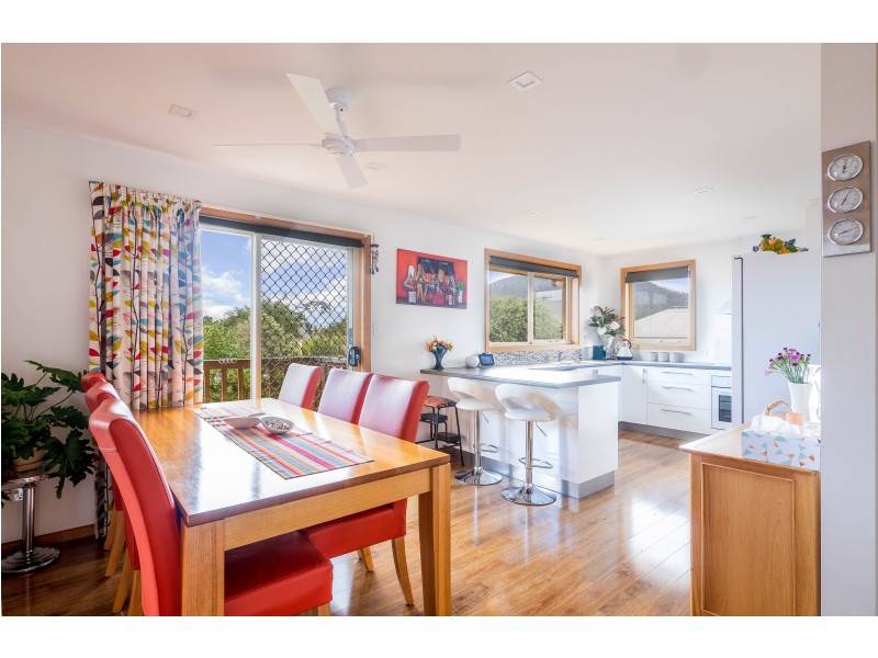 77 Edinburgh Crescent, Goodwood TAS 7010