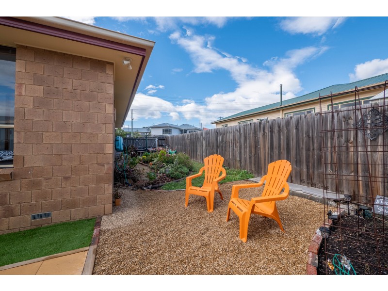 77 Edinburgh Crescent, Goodwood TAS 7010