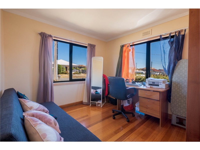 11 Keynsham Road, Claremont TAS 7011