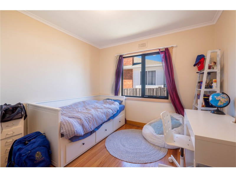 11 Keynsham Road, Claremont TAS 7011