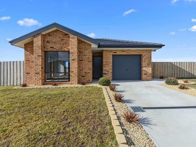 2 Haskell Place, Brighton TAS 7030