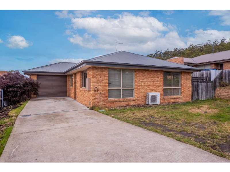 16 Emmaline Court, Rokeby TAS 7019