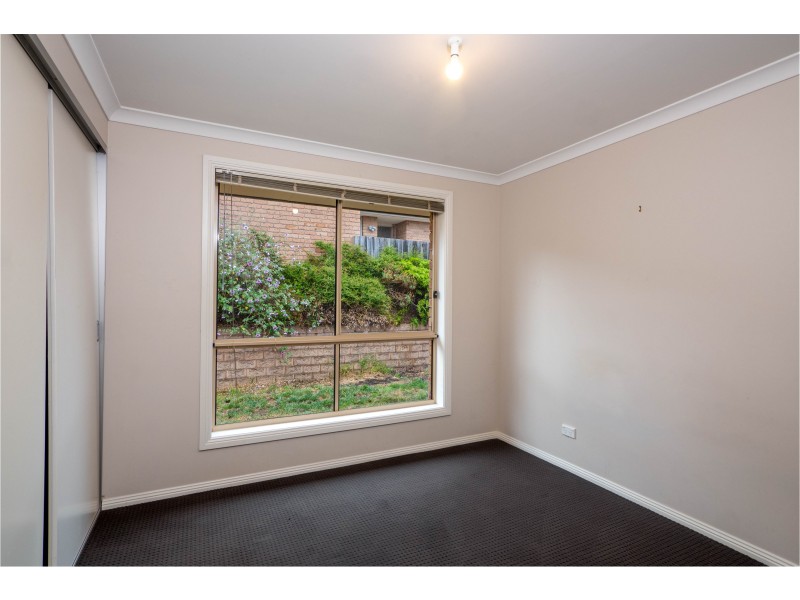 16 Emmaline Court, Rokeby TAS 7019