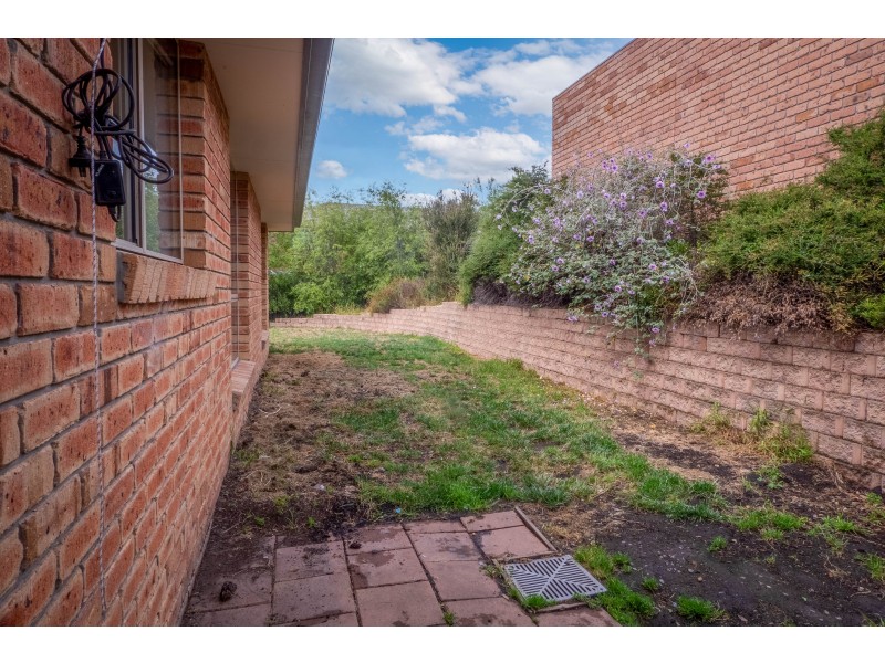 16 Emmaline Court, Rokeby TAS 7019