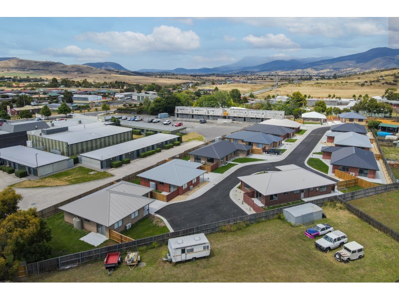 9/20 Magnolia Court, Brighton TAS 7030