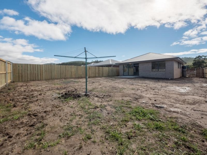 27 Holmfield Avenue, Clarendon Vale TAS 7019