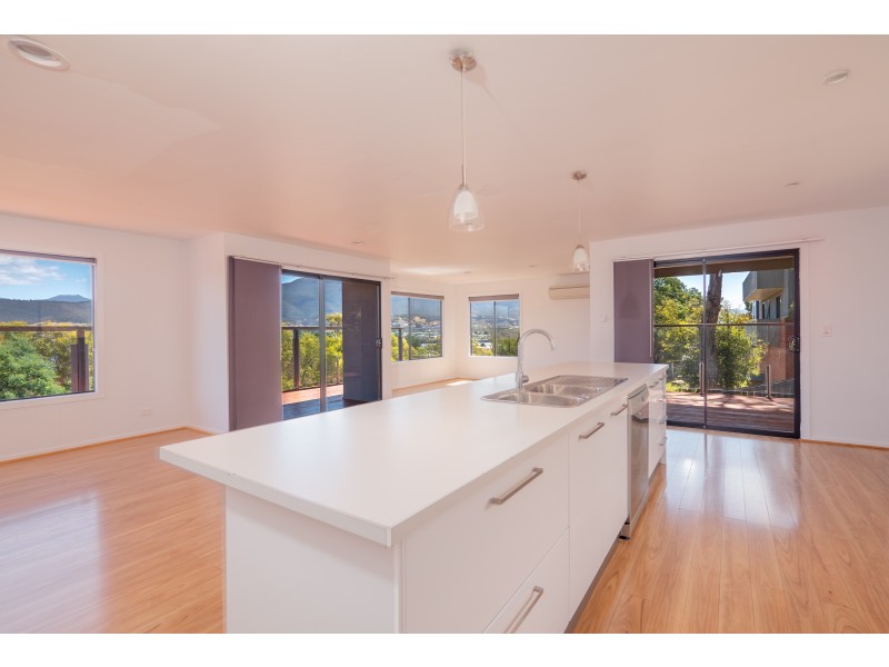 22 Grevillea Avenue, Old Beach TAS 7017