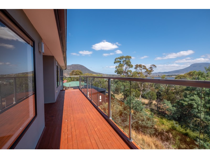 22 Grevillea Avenue, Old Beach TAS 7017