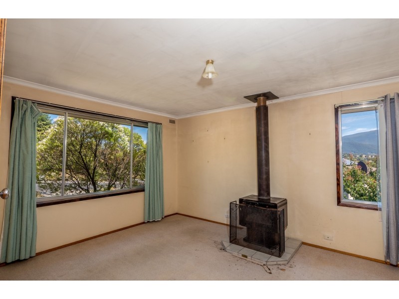 1/37 Dollery Drive, Kingston TAS 7050
