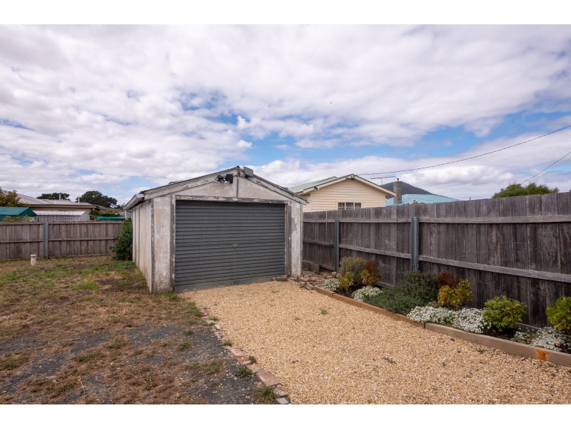 9 Seamew Street, Claremont TAS 7011