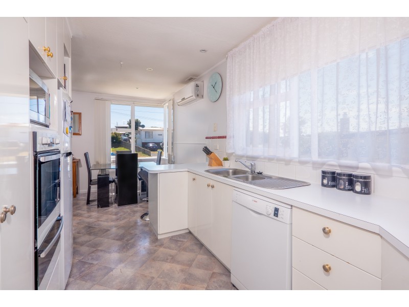 26 Esdaile Street, Claremont TAS 7011