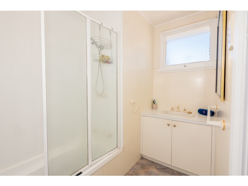 26 Esdaile Street, Claremont TAS 7011