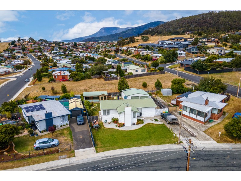 26 Esdaile Street, Claremont TAS 7011