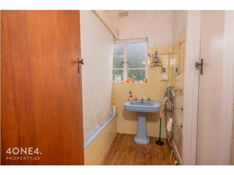 2 Belhaven Avenue, Taroona TAS 7053
