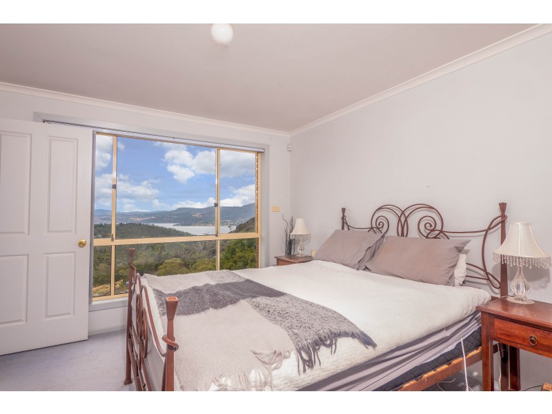 14 Nielson Drive, Montrose TAS 7010