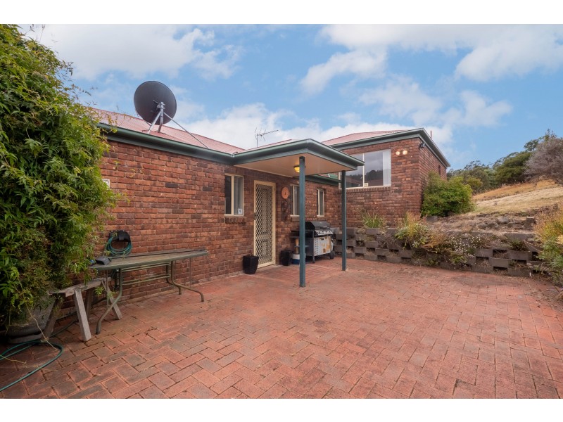 14 Nielson Drive, Montrose TAS 7010