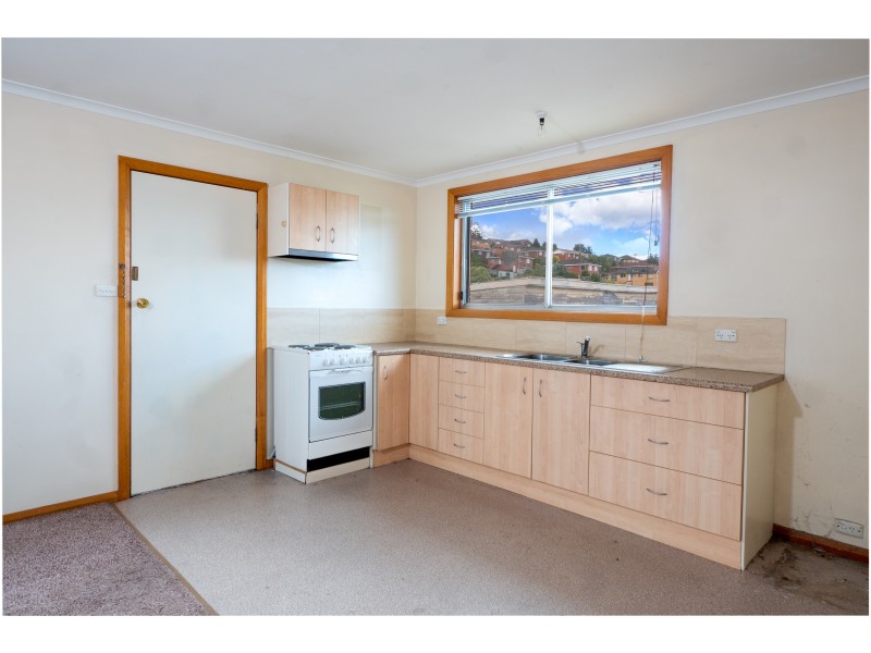 2/69 Kenbrae Avenue, Glenorchy TAS 7010