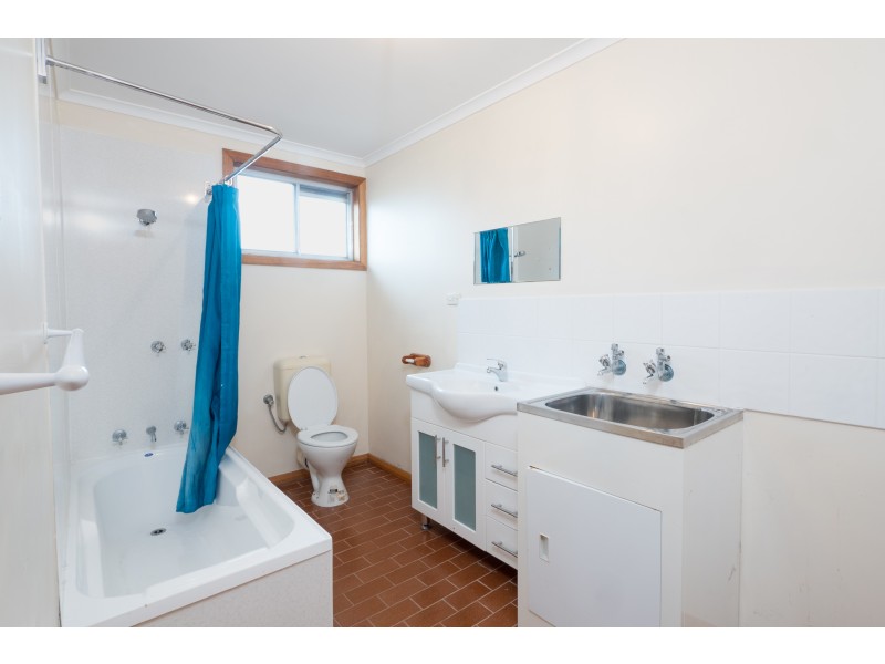 2/69 Kenbrae Avenue, Glenorchy TAS 7010