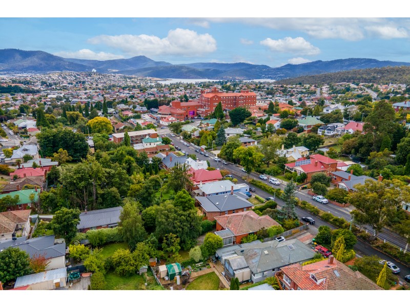 19 Newlands Avenue, Lenah Valley TAS 7008