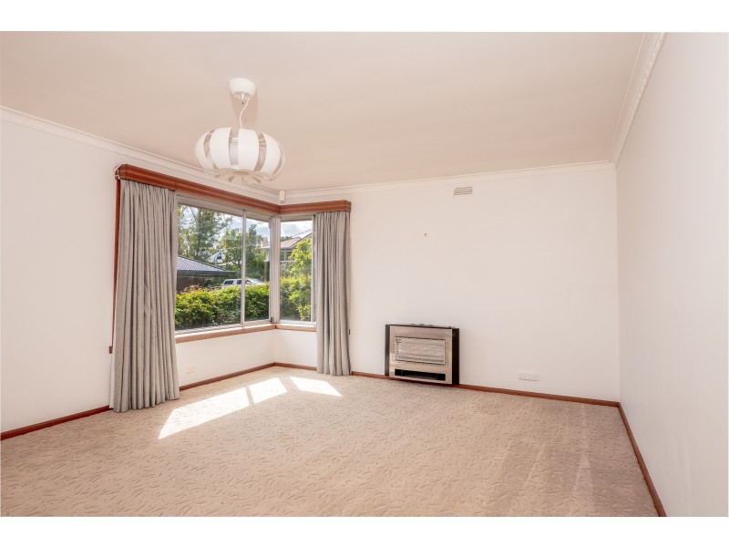 19 Newlands Avenue, Lenah Valley TAS 7008