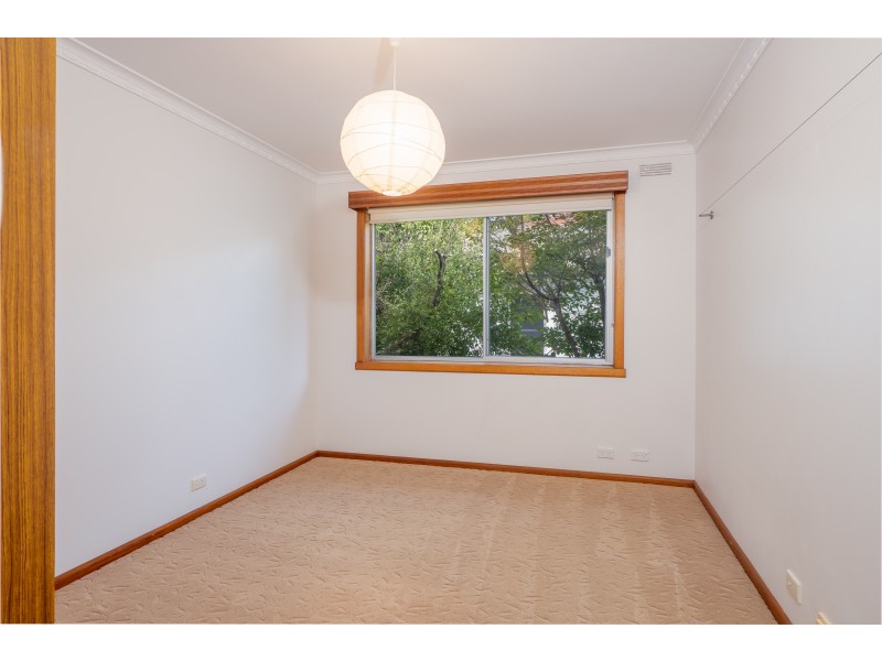 19 Newlands Avenue, Lenah Valley TAS 7008