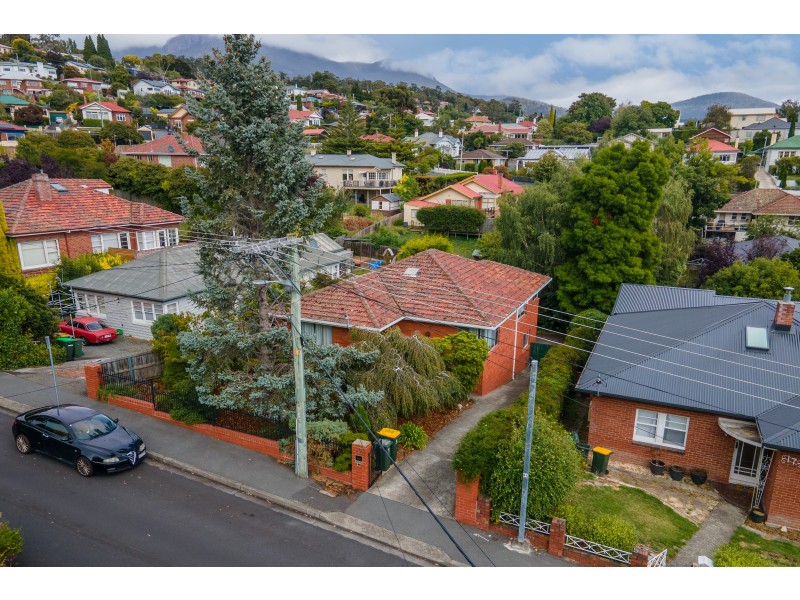 19 Newlands Avenue, Lenah Valley TAS 7008