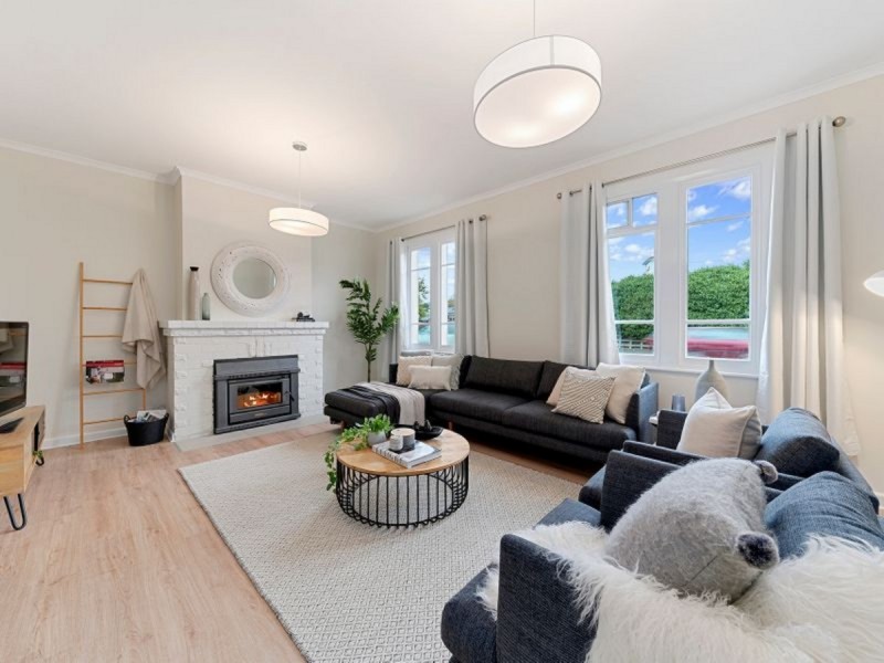 22 Risdon Road, New Town TAS 7008