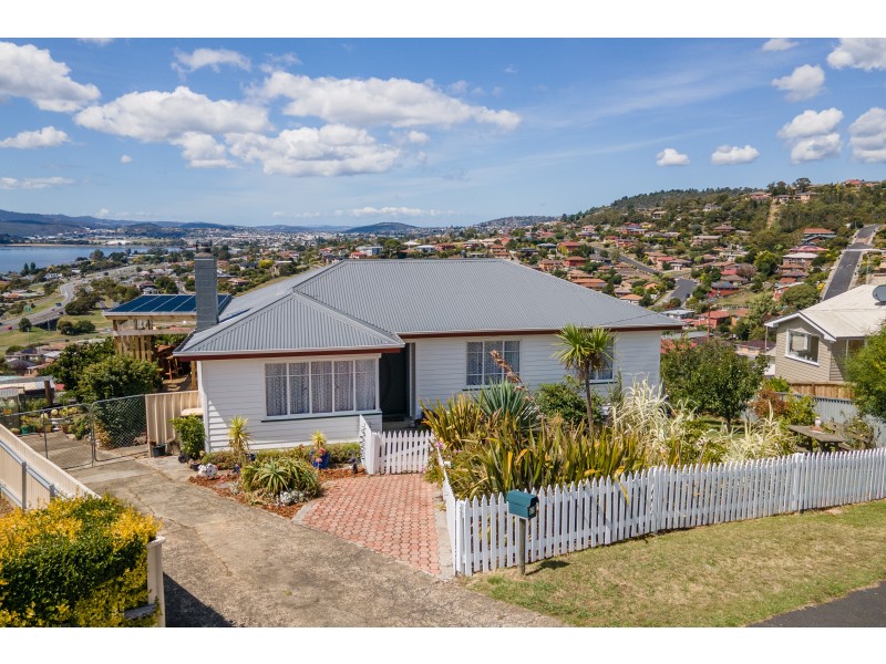 52 Coraki Street, Chigwell TAS 7011