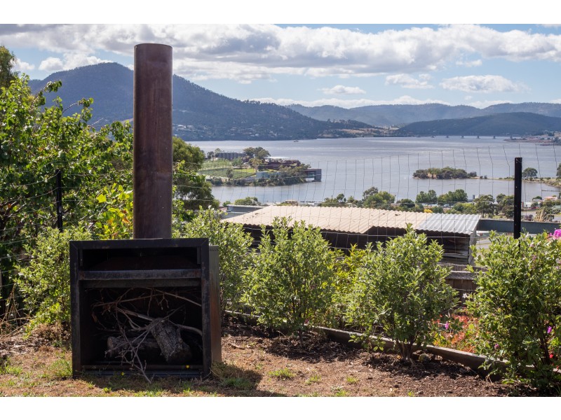 52 Coraki Street, Chigwell TAS 7011