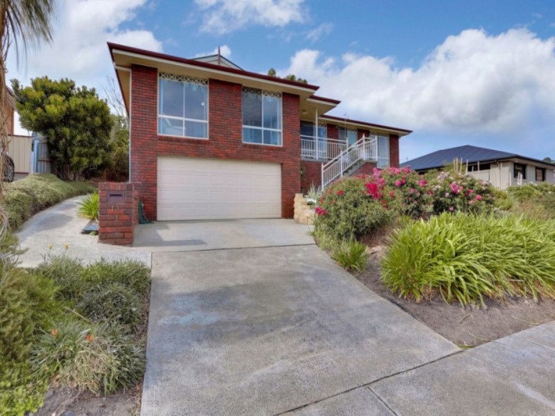 13 Baltonsborough Road, Austins Ferry TAS 7011