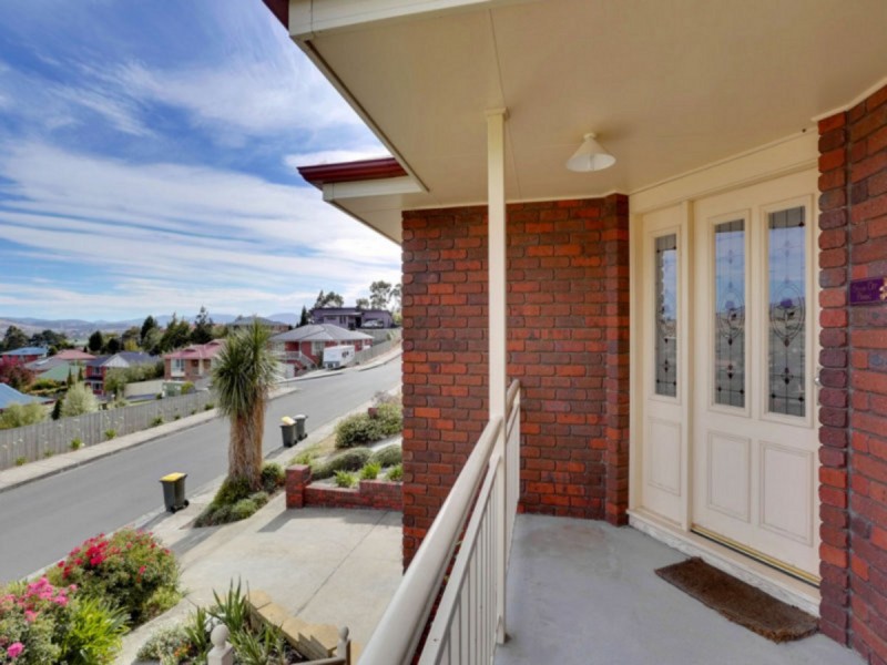 13 Baltonsborough Road, Austins Ferry TAS 7011