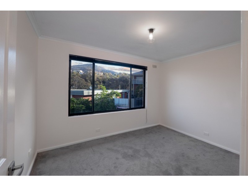 13 Kinarra Crescent, Chigwell TAS 7011