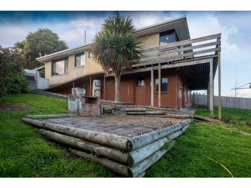 13 Kinarra Crescent, Chigwell TAS 7011